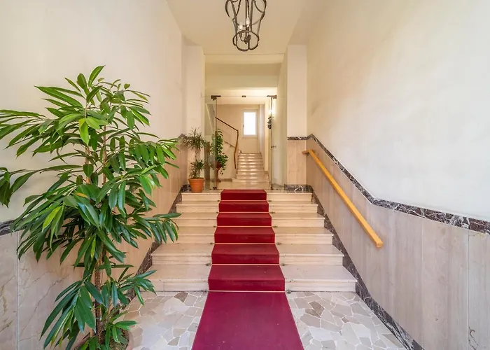 Florentine Haven Daire Floransa